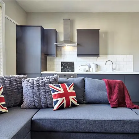 The Sunningdale * Bristol