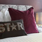 The Sunningdale Апартаменты