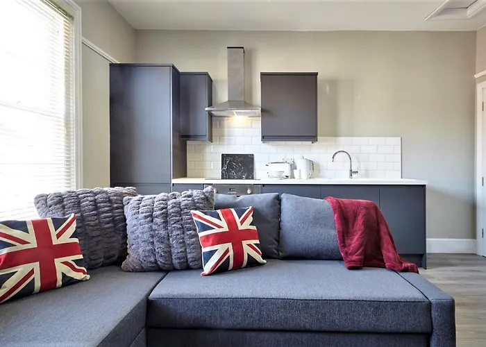 The Sunningdale * Бристоль