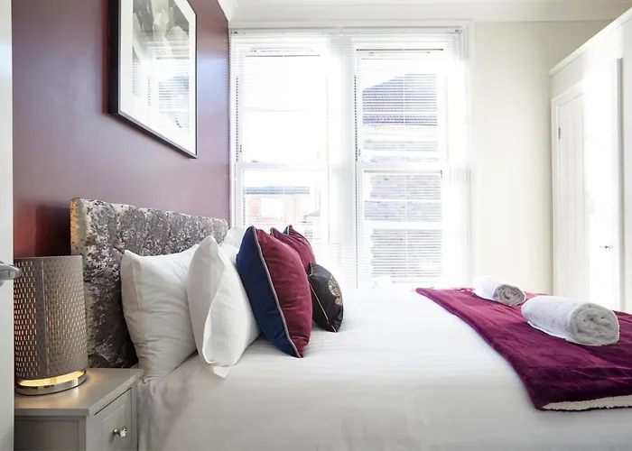 The Sunningdale * Бристоль