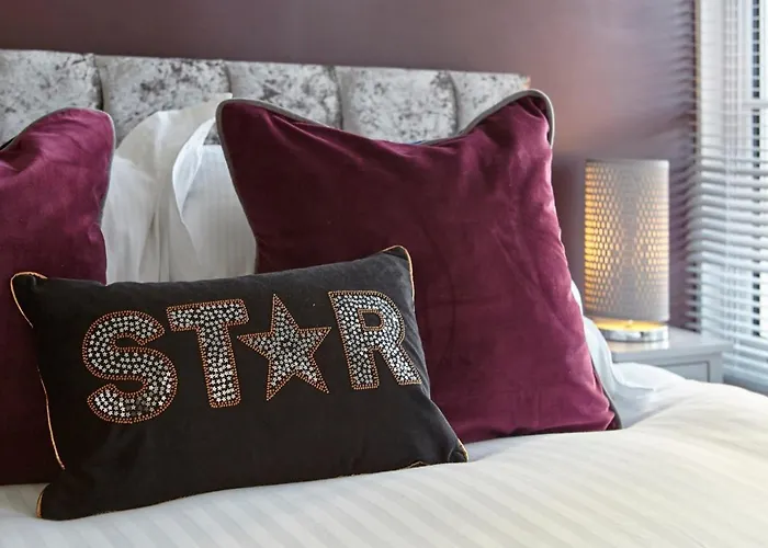 The Sunningdale Апартаменти